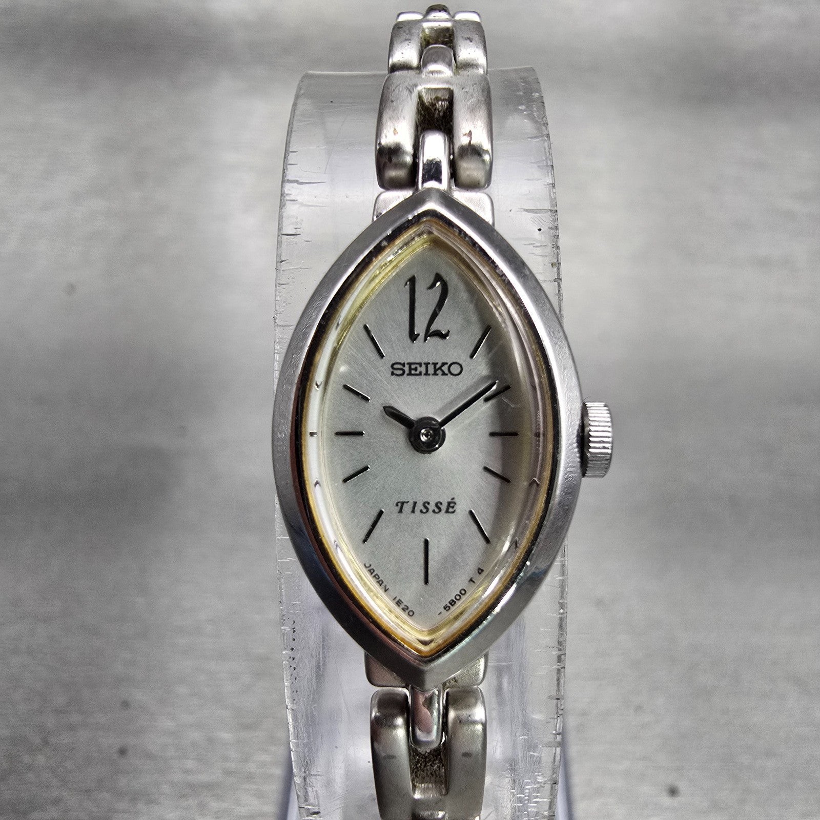 Seiko Tisse Watch Women 13mm Silver Dial Silver Tone Oval 1E20-3B40 New Battery0