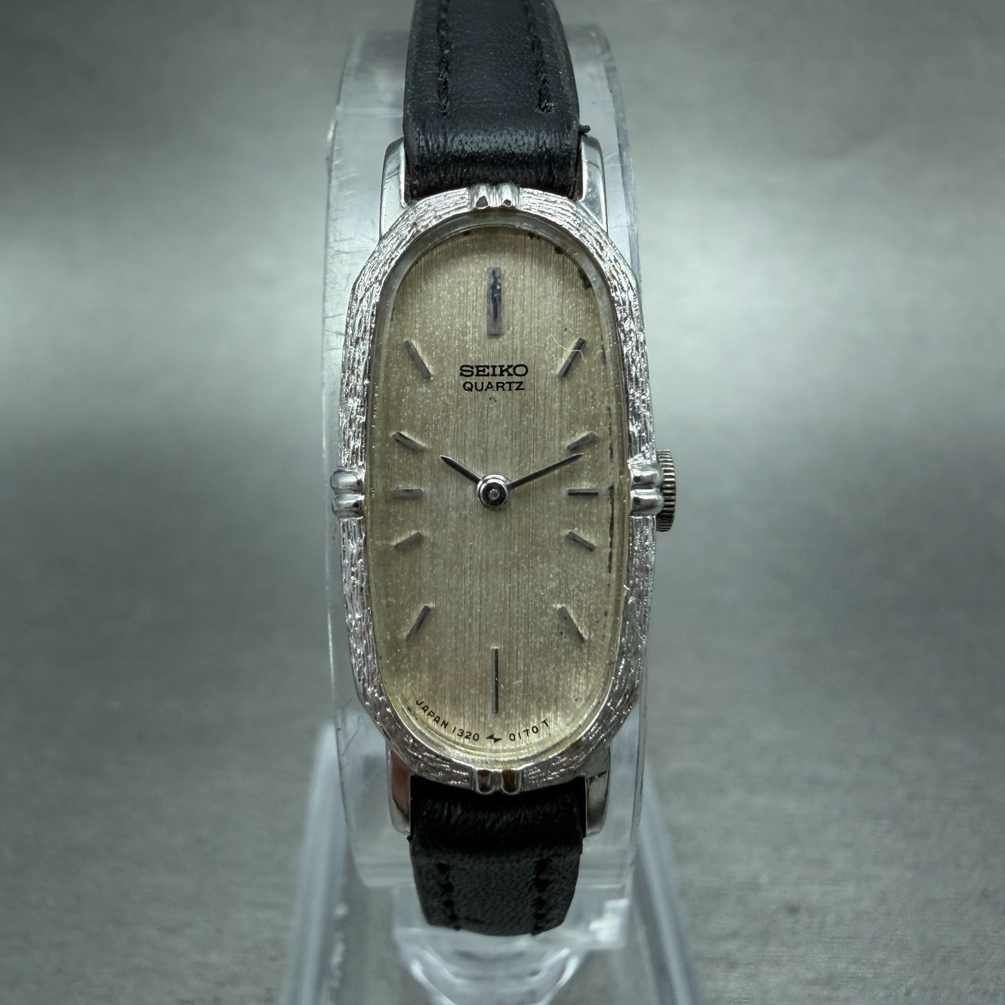 Seiko Watch Women 13mm Silver Dial Silver Tone Oval 1320-5140 New Battery VTG0