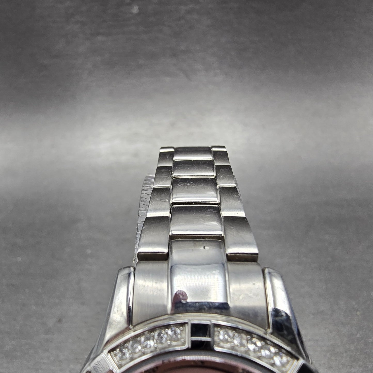 Bulova Heart Watch Women 30mm MOP Dial Silver Tone Round 96L237 New Battery4