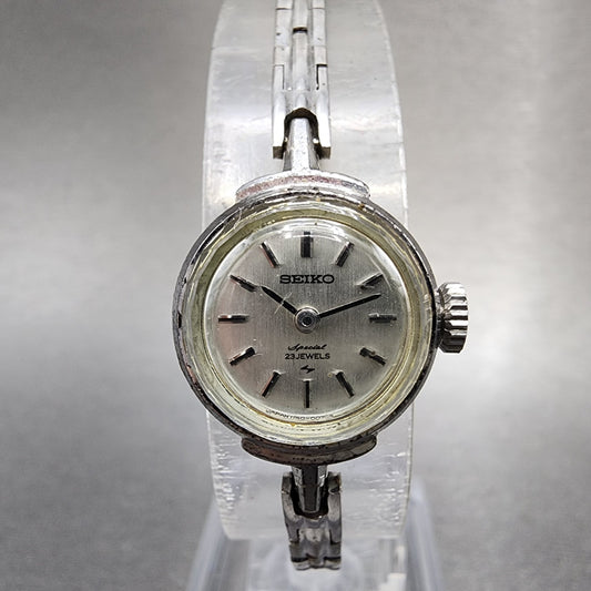 Seiko Special Watch Women 17mm Silver Dial White Gold Plated Manual Wind Runs0
