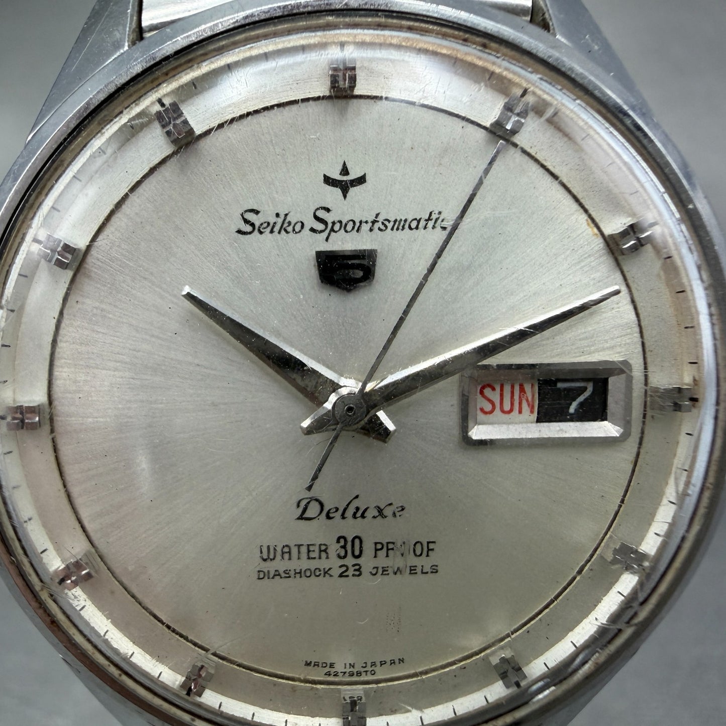 Seiko Sports Matic 5 Deluxe Watch Men 37mm Silver Dial Steel Daydate Round Runs1