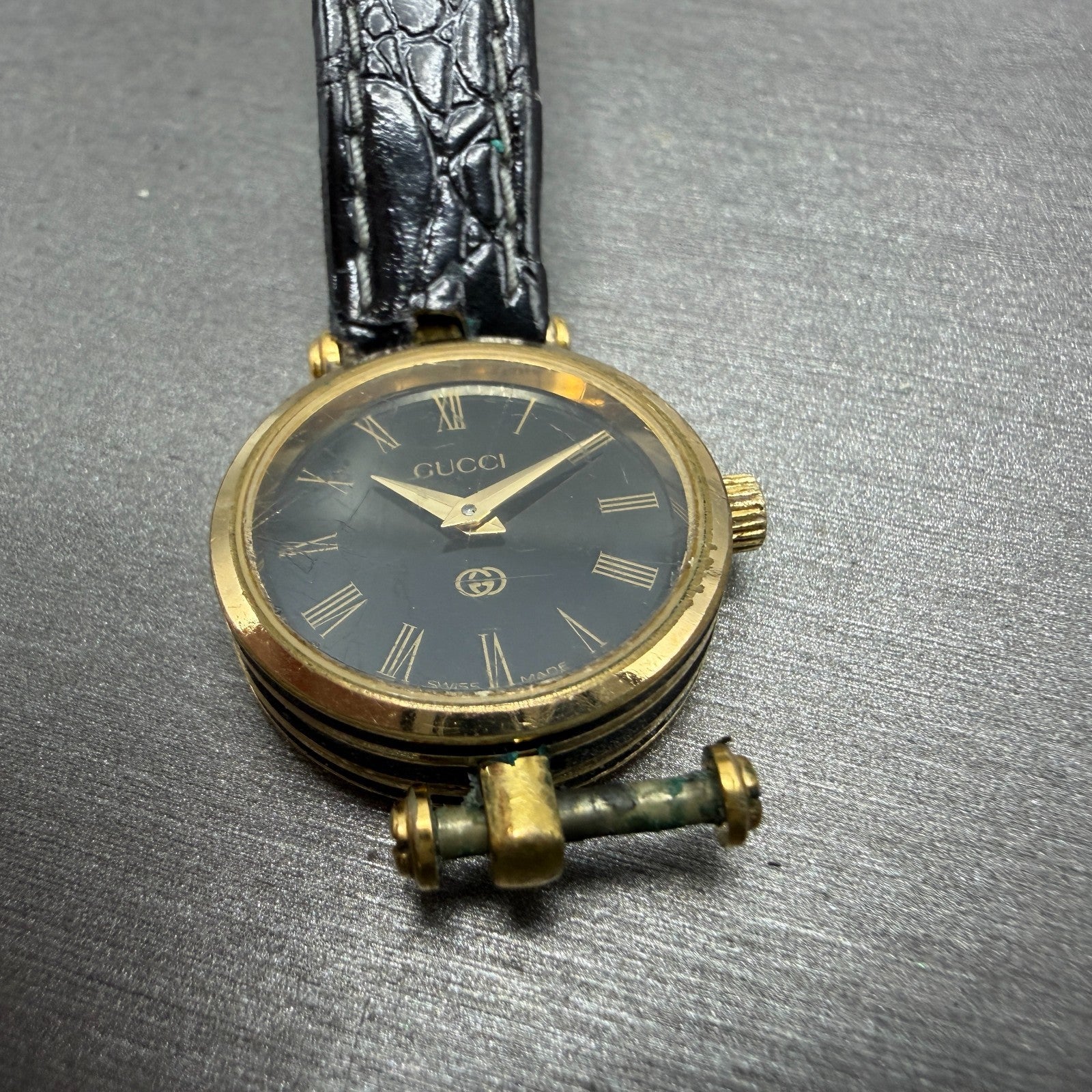 Gucci 2000L Watch Women 21mm Black Dial Gold Plated Round Vintage PARTS3