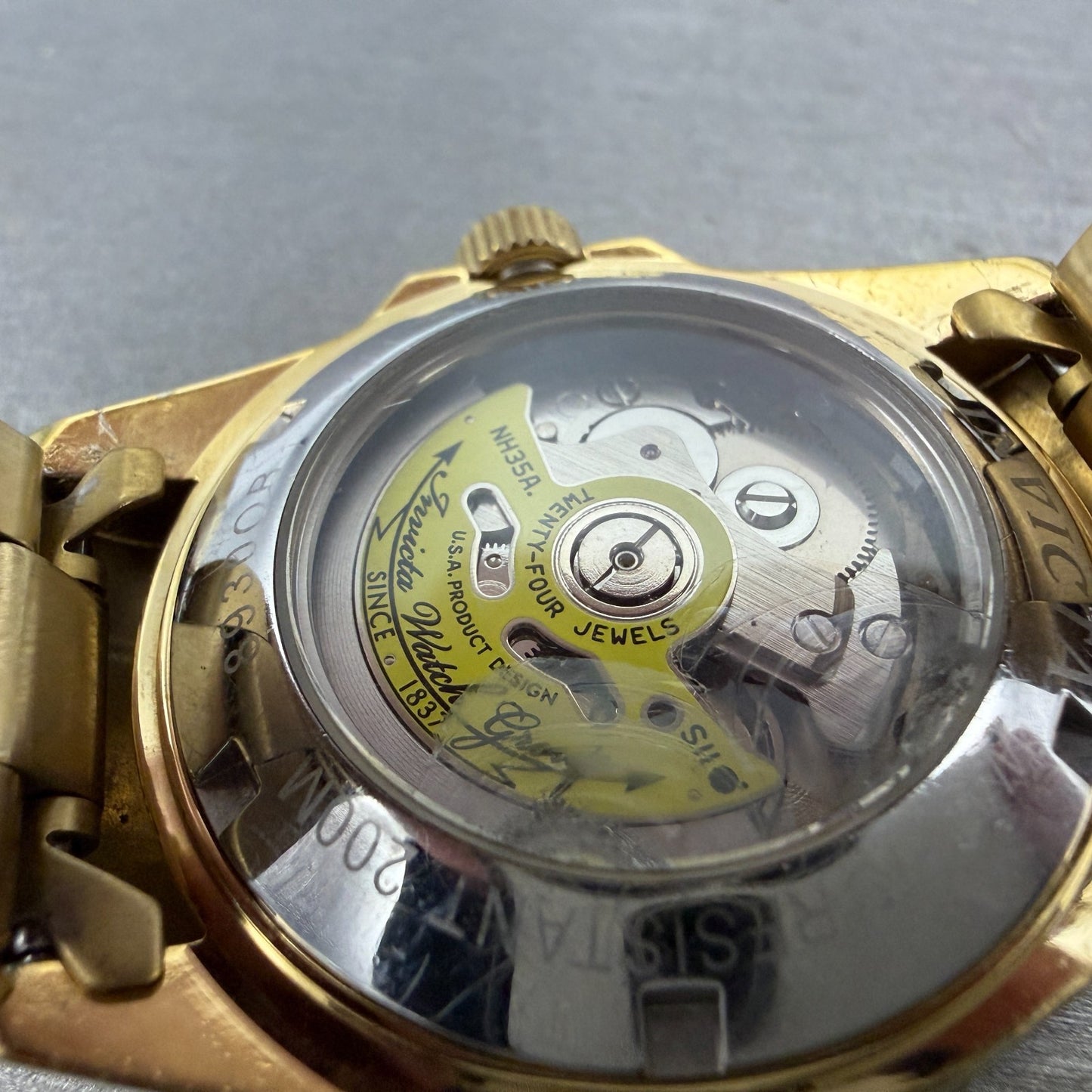 Invicta Pro Diver Watch Men 40mm Blue Dial Gold Tone Date Automatic 89300B Runs9