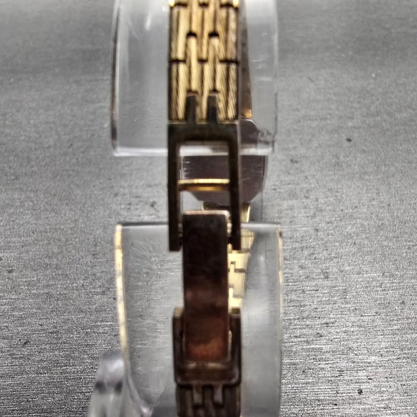 Bulova Watch Women 16mm Black Dial Gold Tone Oval 6971 New Battery Vintage7