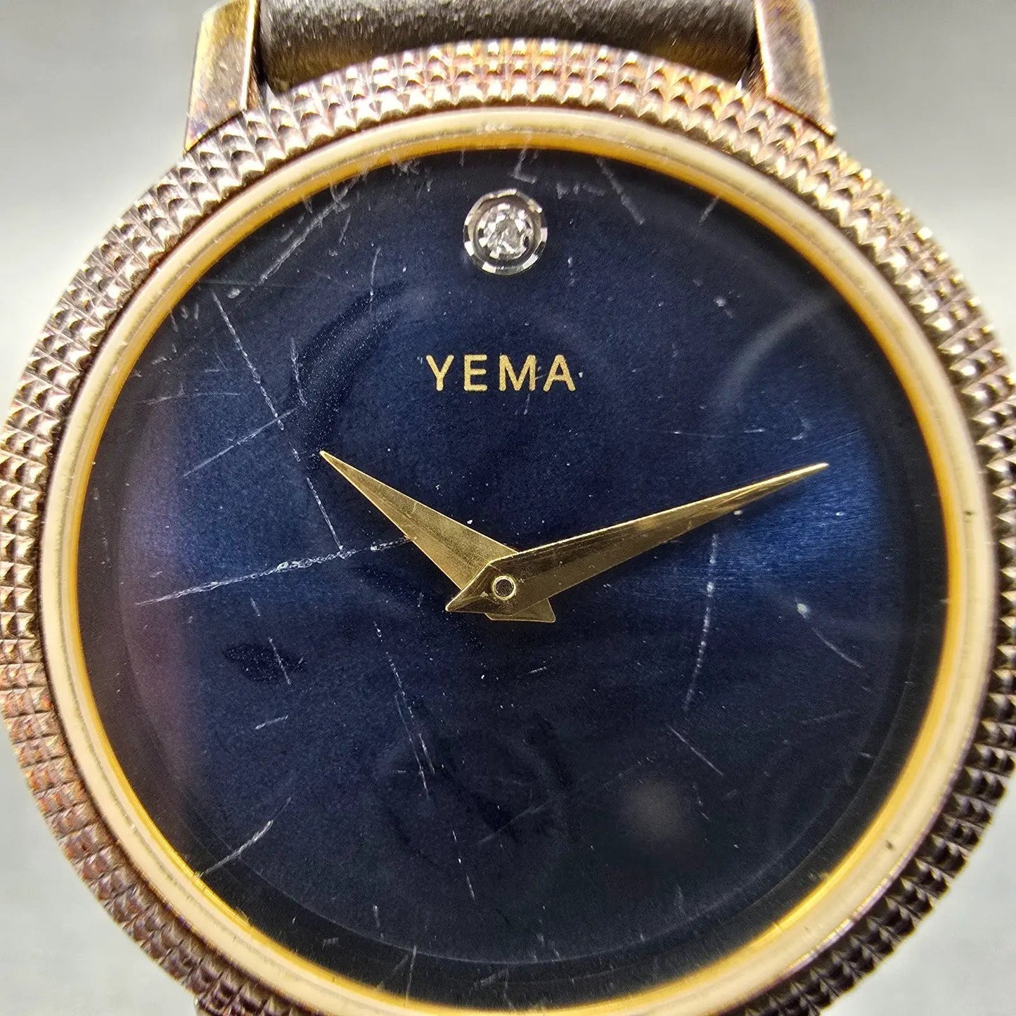 Yema Watch Women 25mm Blue Dial Gold Tone Round Leather Band New Battery1