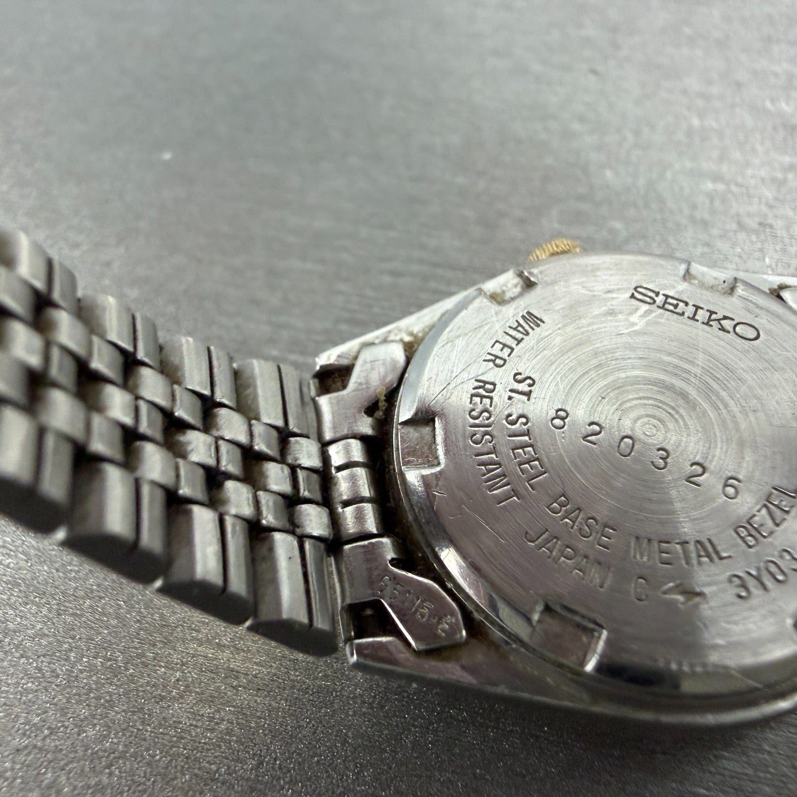 Seiko SQ Watch Women 24mm Silver Dial Two Tone Daydate 3Y03-0031 New Battery9