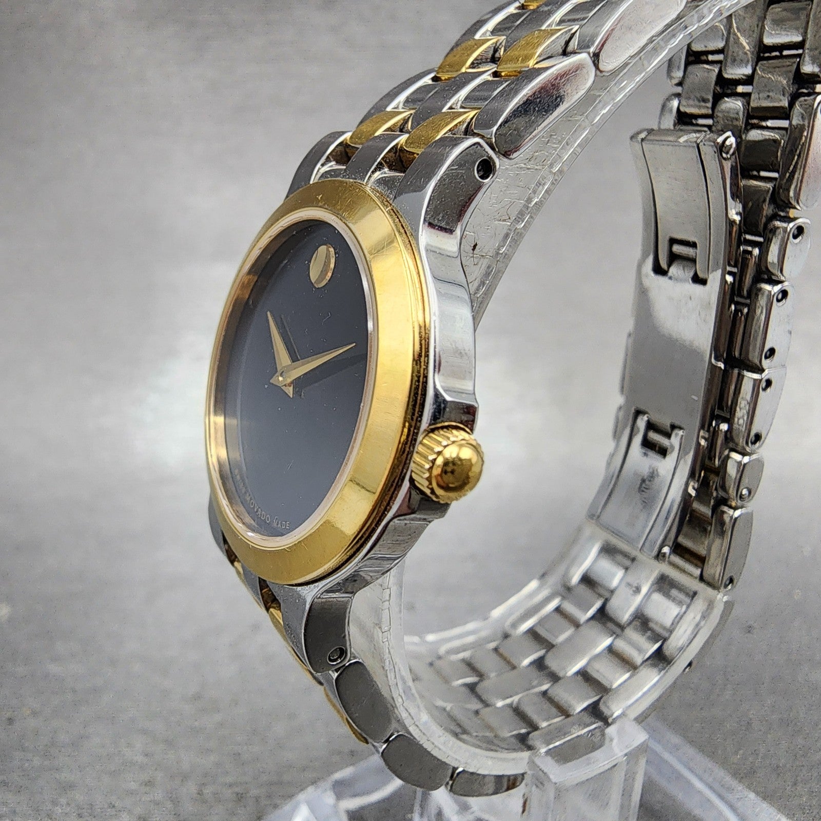 Movado Museum Watch Women 26mm Black Dial Two Tone Round 81 E4 1855 New Battery2
