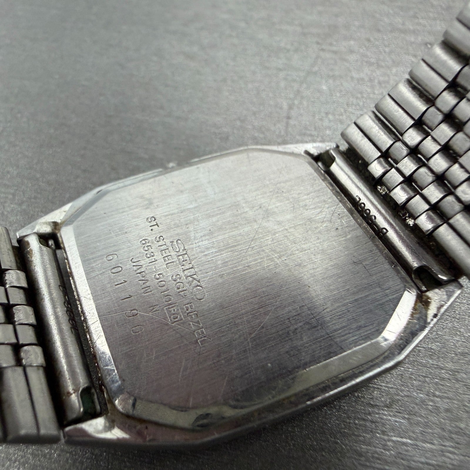 Seiko Watch Men 28mm Silver Dial Two Tone Octagon 6531-5010 Vintage PARTS10