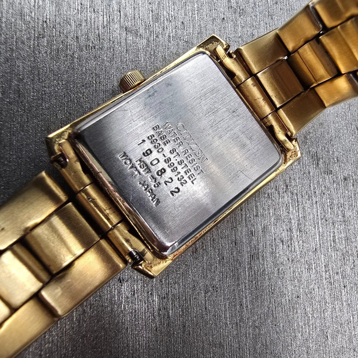 Citizen Tank Watch Men 22mm Cream Dial Gold Tone Rectangle 5930-S99132 New Batt10