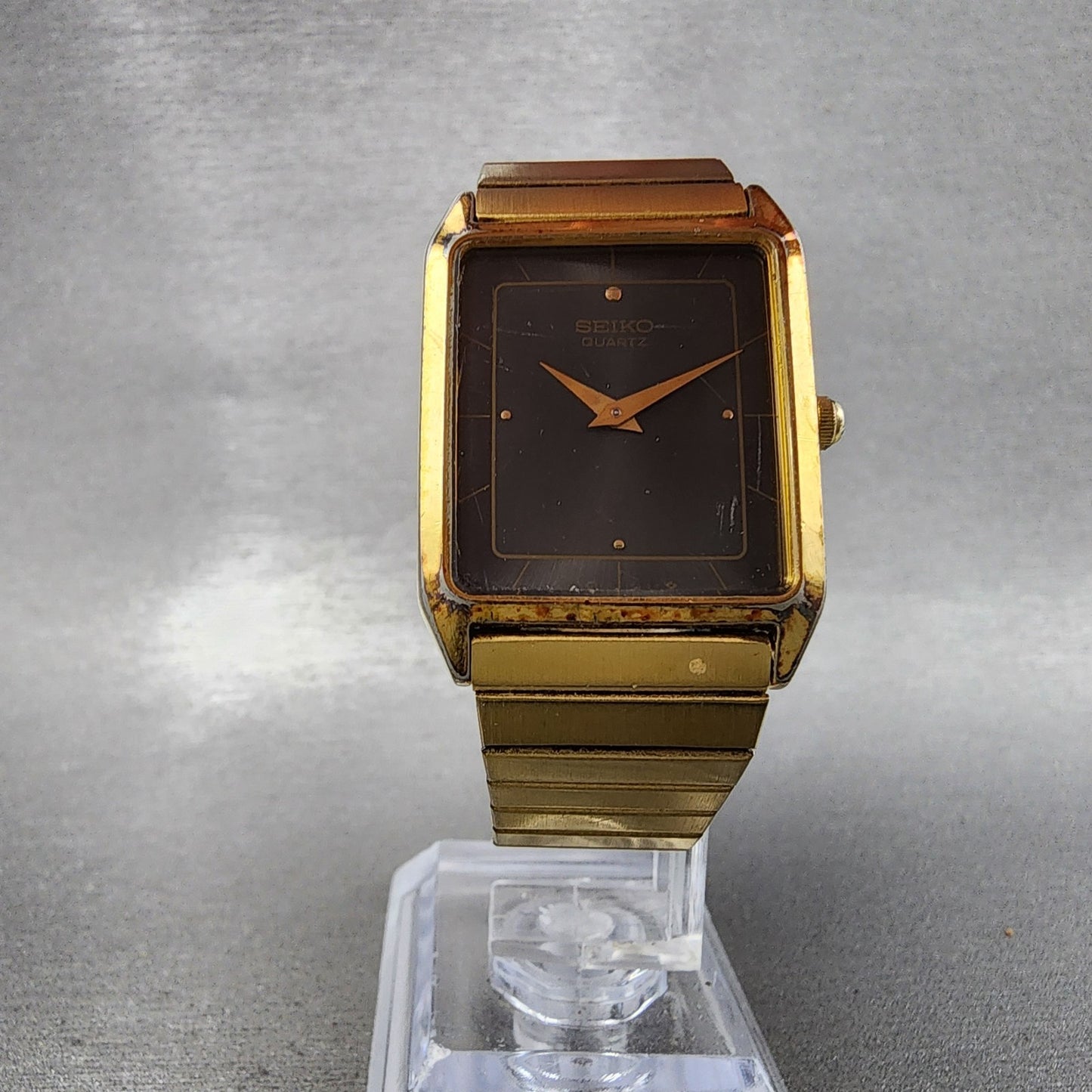 Seiko Tank Watch Men 25mm Black Dial Gold Tone 5Y005000 Rectangle New Battery5