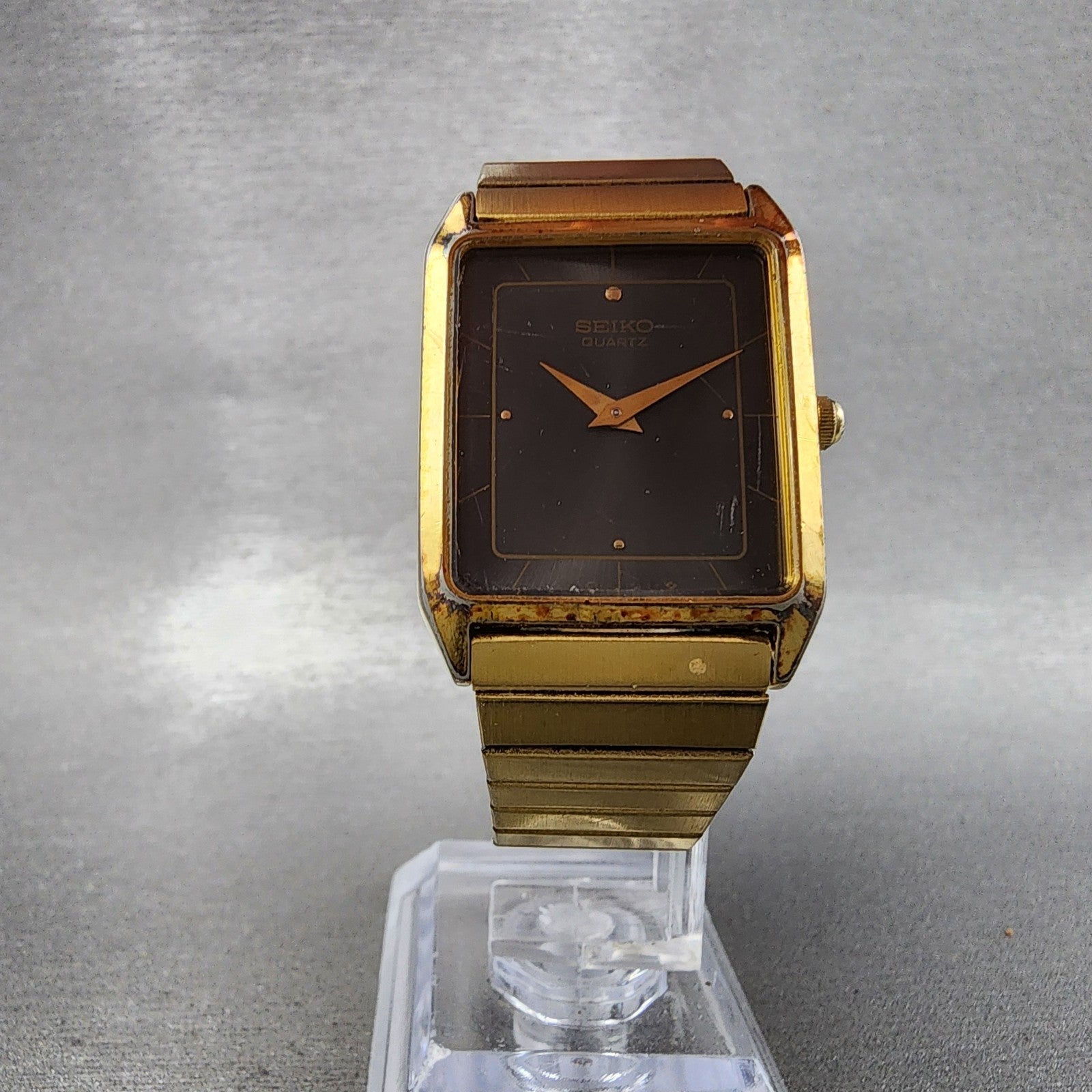 Seiko Tank Watch Men 25mm Black Dial Gold Tone 5Y005000 Rectangle New Battery5