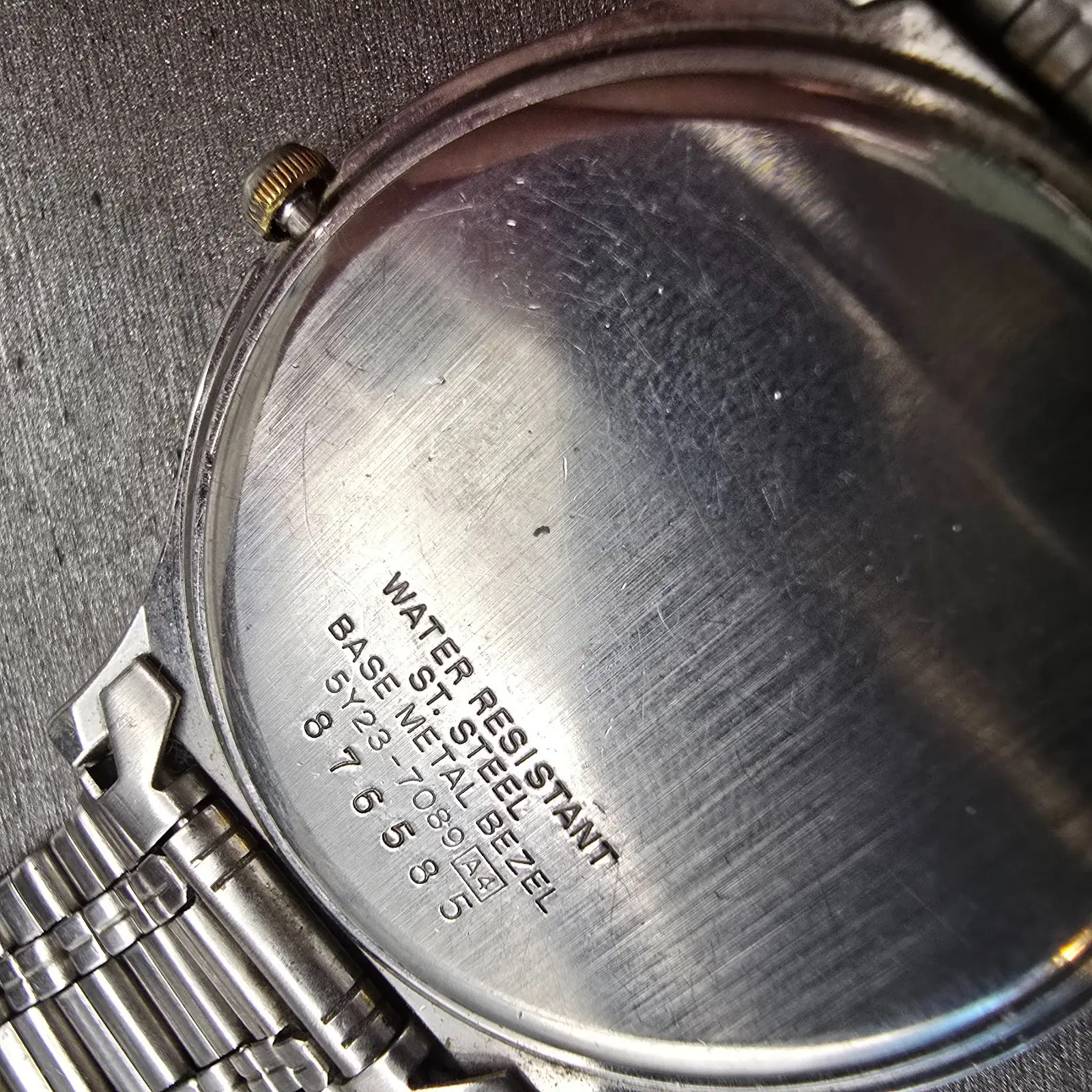Seiko SQ Watch Men 35mm White Dial Two Tone Daydate Round 5Y23-7089 New Battery10