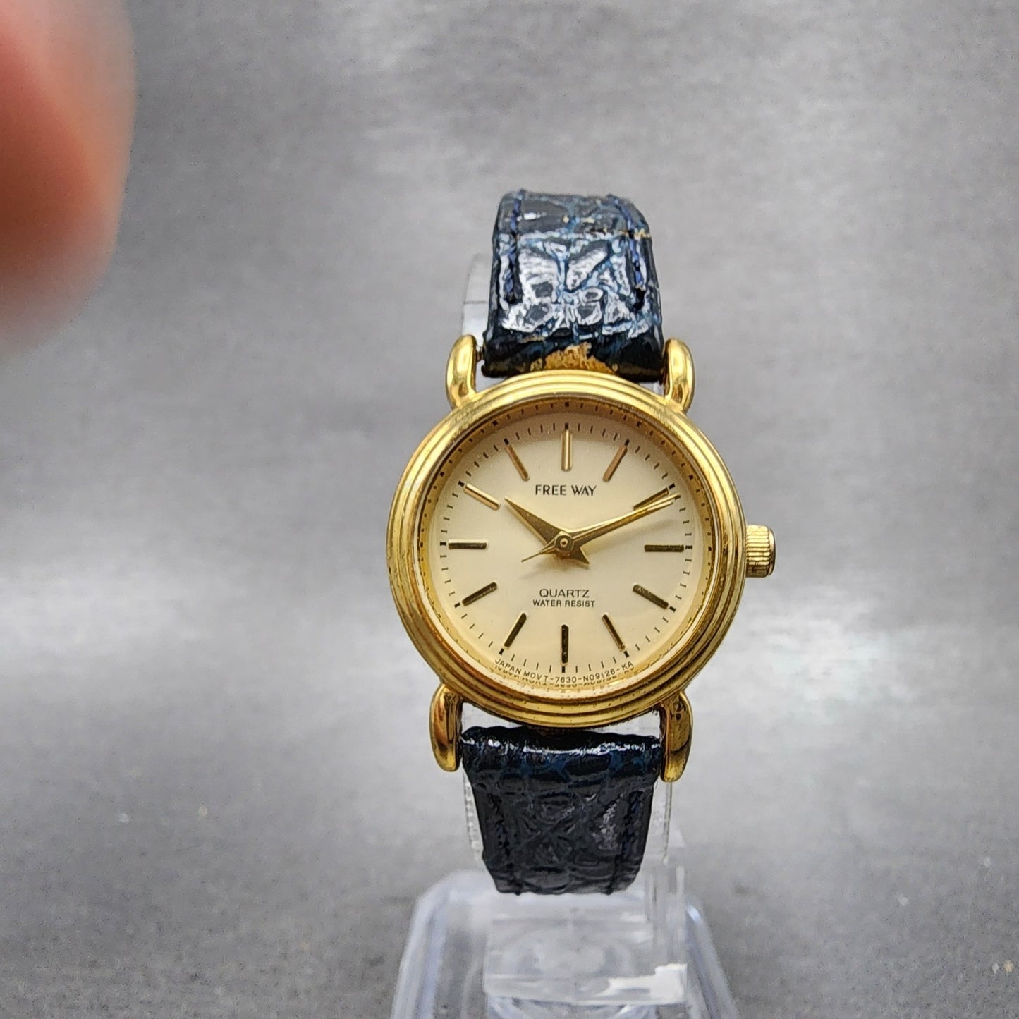 Citizen Freeway Watch Women 24mm Cream Dial Gold Tone Round New Battery VTG5