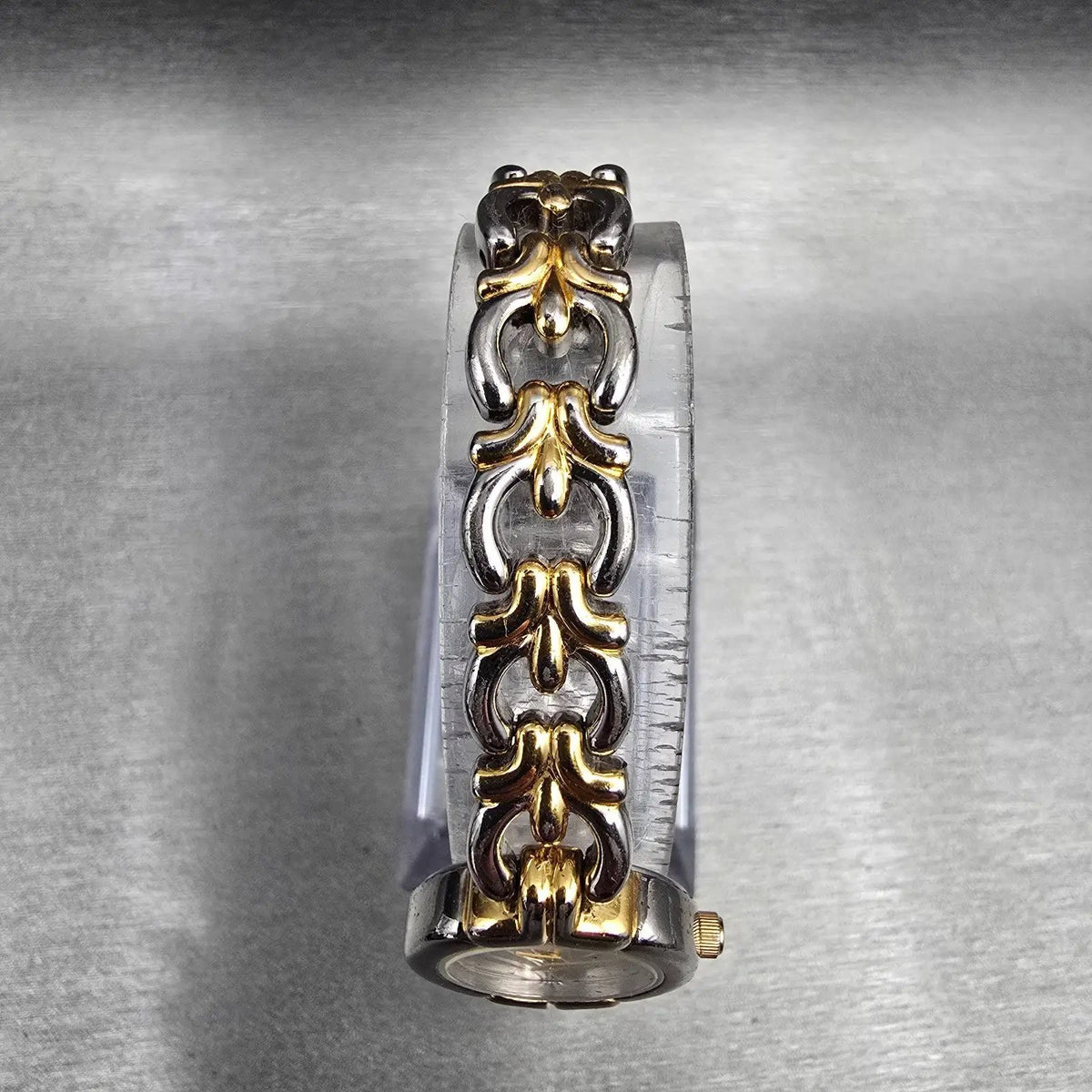 Bulova Watch Women 20mm Silver Dial Two Tone Diamond Round 98P15 New Battery JP24