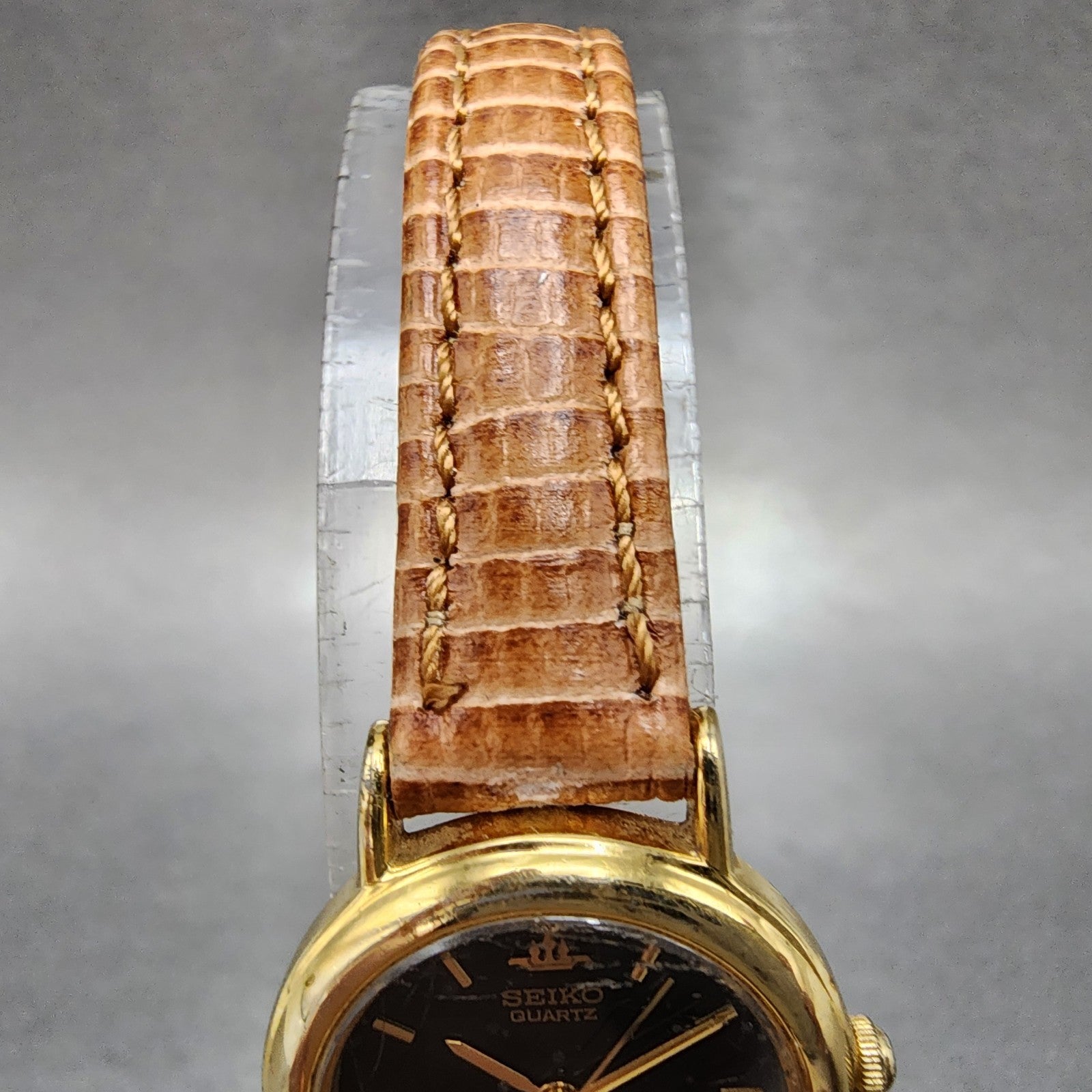 Seiko Watch Women 21mm Black Dial Gold Tone Round 1n010e20 New Battery4
