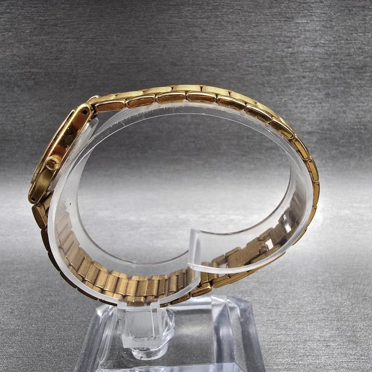 Citizen CQ Watch Women 15mm Champagne Dial Gold Tone 2250-S60805 New Battery JP26