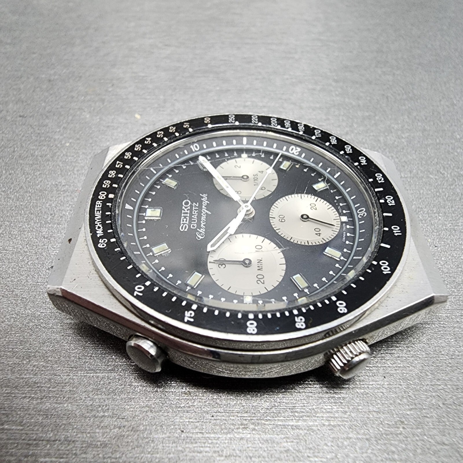 Seiko Chronograph Watch Men 41mm Black Dial Silver Tone READ!! New Bat 7A2870393
