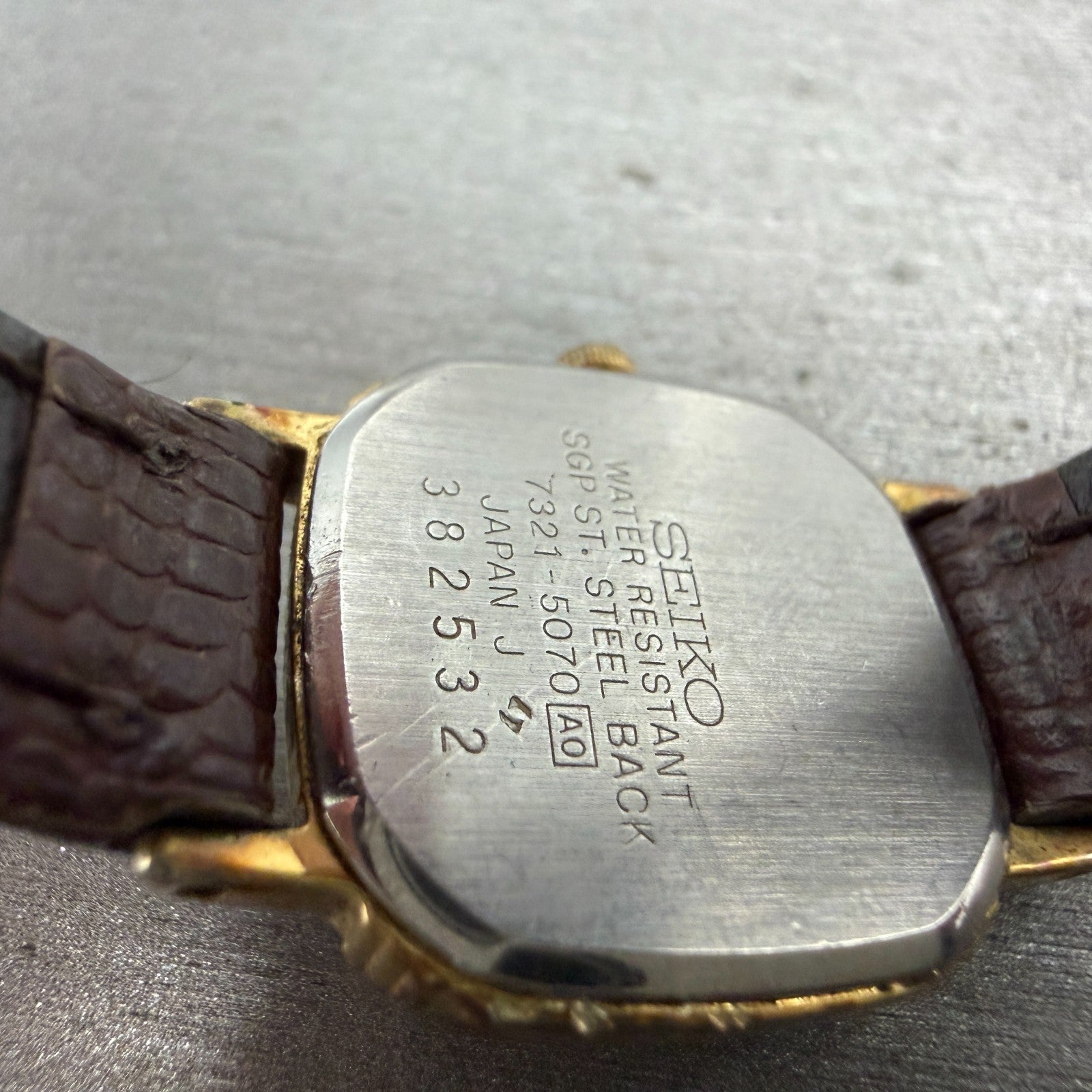 Seiko Watch Women 20mm Champagne Dial Gold Tone Square 7321-5070 New Battery9