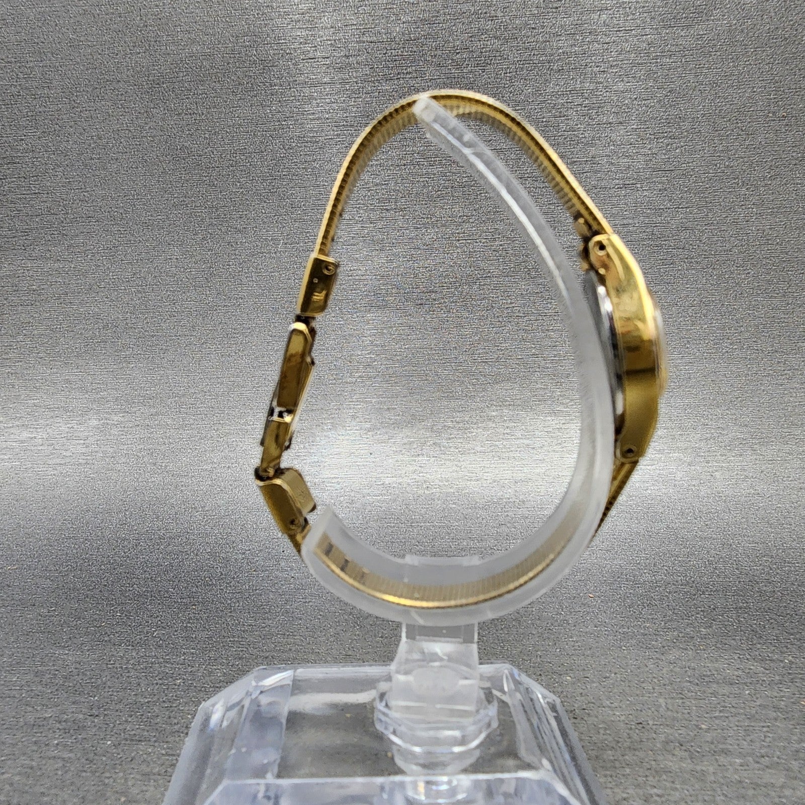 Seiko Watch Women 17mm Champagne Dial Gold Tone Round 54210039 New Battery8