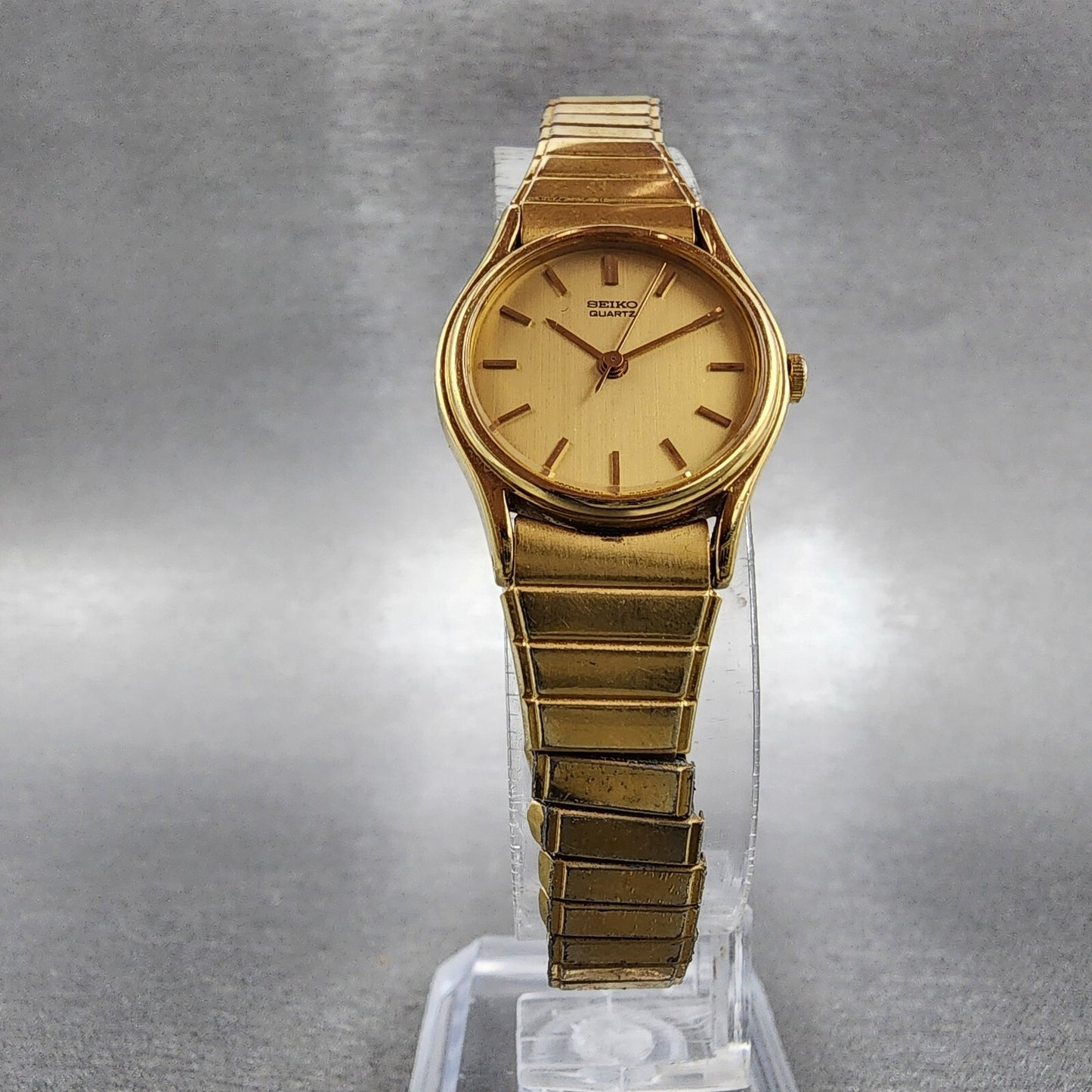 VTG Seiko Watch Women 21mm Gold Dial Gold Tone Round 2C21-0029 New Battery