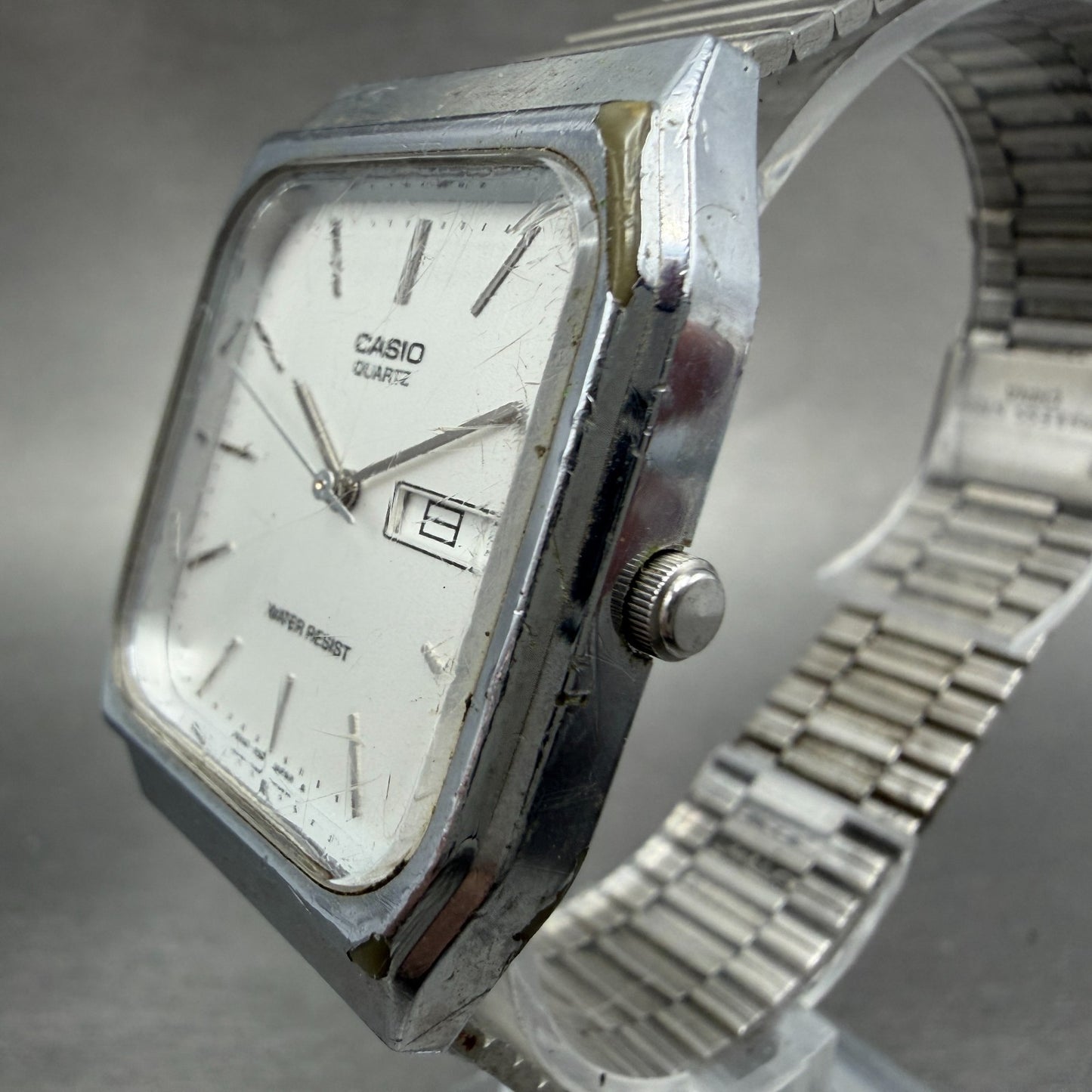 Casio MQ-518 Watch Men 30mm Silver Dial Silver Tone Rectangle Daydate New Batt2