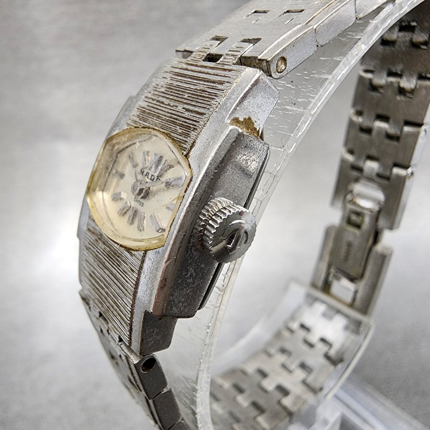 Rado Tank Watch Women 16mm Silver Dial Silver Tone Manual Wind Runs VTG2