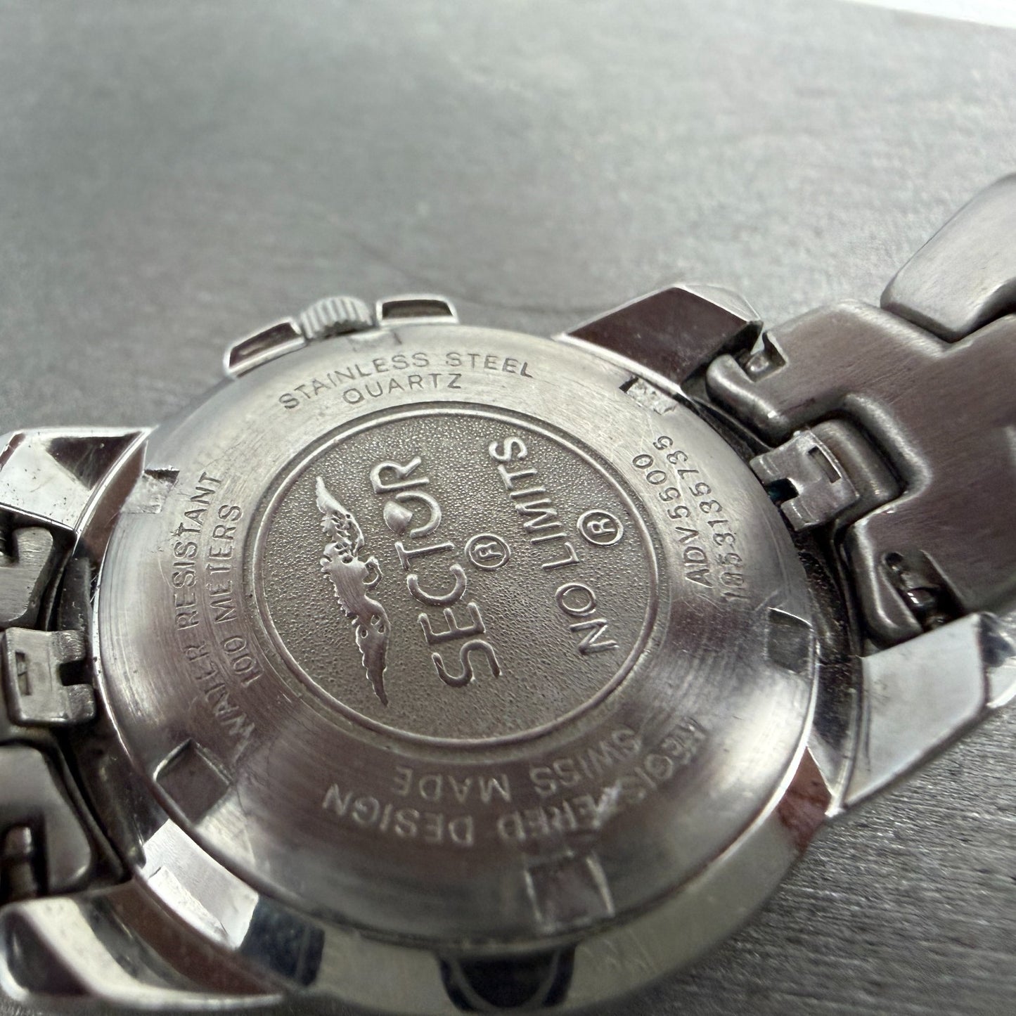 Sector ADV 5500 Dive Watch Women 29mm Blue Dial Silver Tone Date Round New Batt9