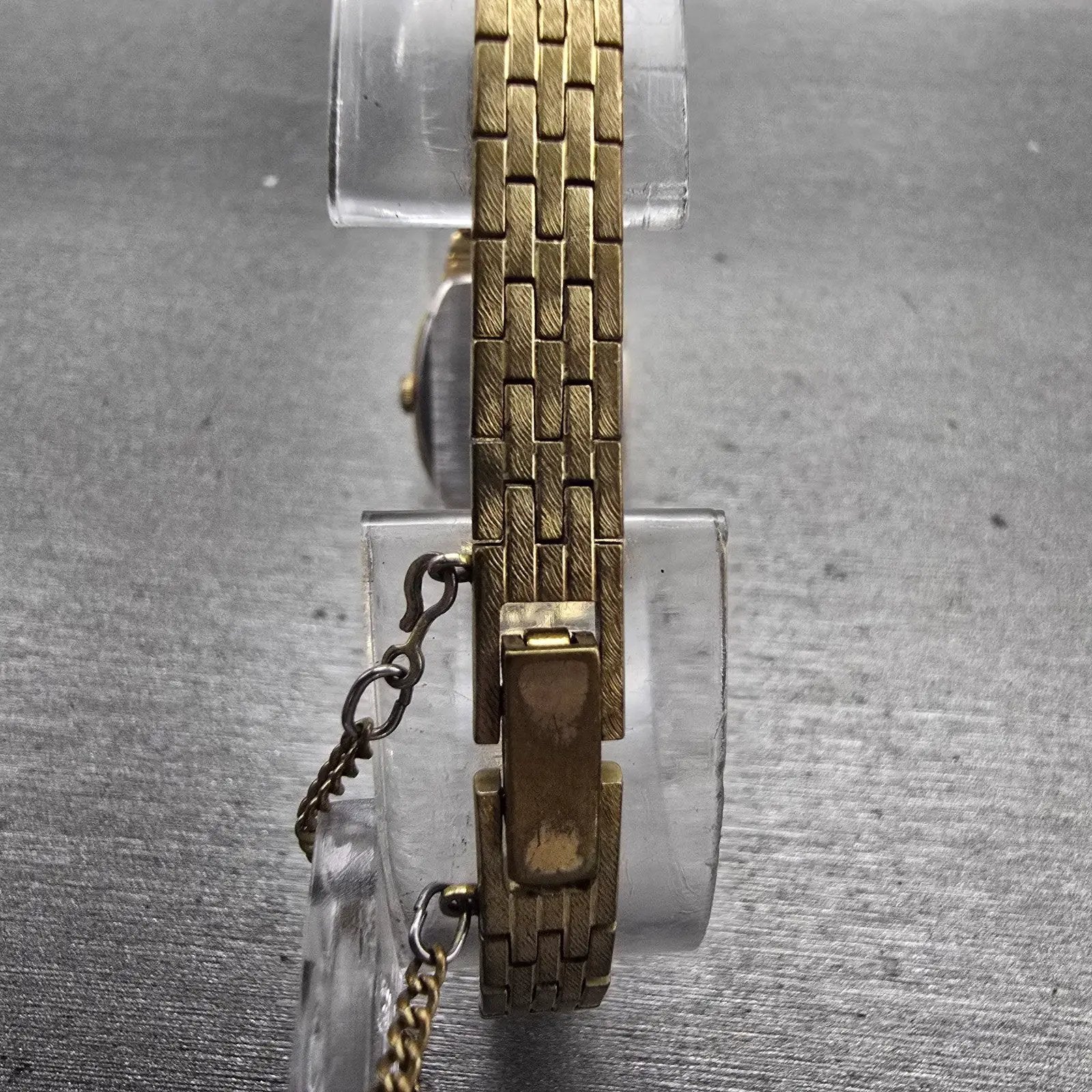 Seiko Watch Women 16mm Gold Dial Gold Tone Oval 2C20-5749 New Battery Vintage7