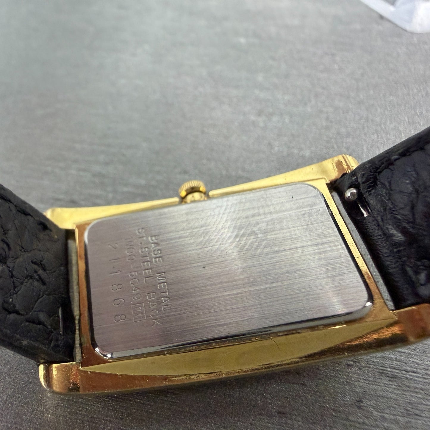 Seiko Tank Watch Women 20mm Champagne Dial Gold Tone 1N00-5G49 New Battery9