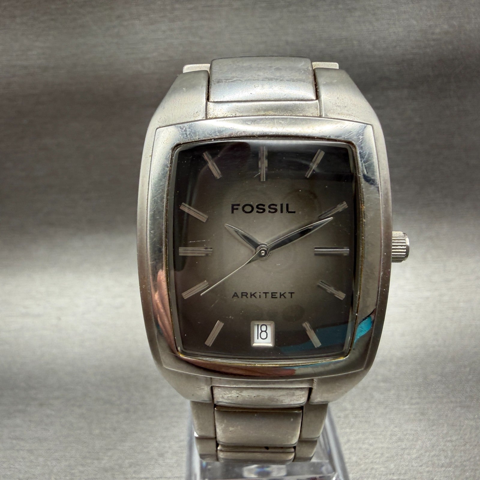Fossil Arkitekt Watch Men 31mm Gray Dial Steel Date Rectangle FS2991 New Batt0