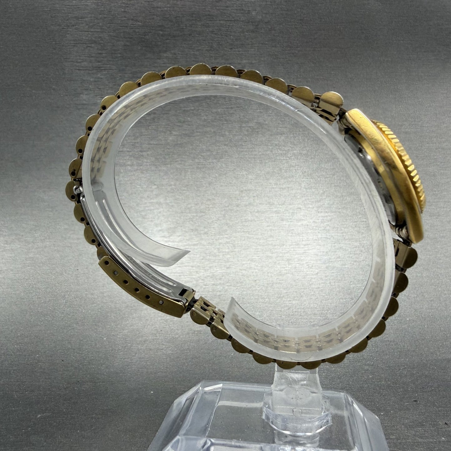 Seiko Watch Women 25mm Gold Dial Gold Tone Daydate Round 7N83-0041 New Battery7H8
