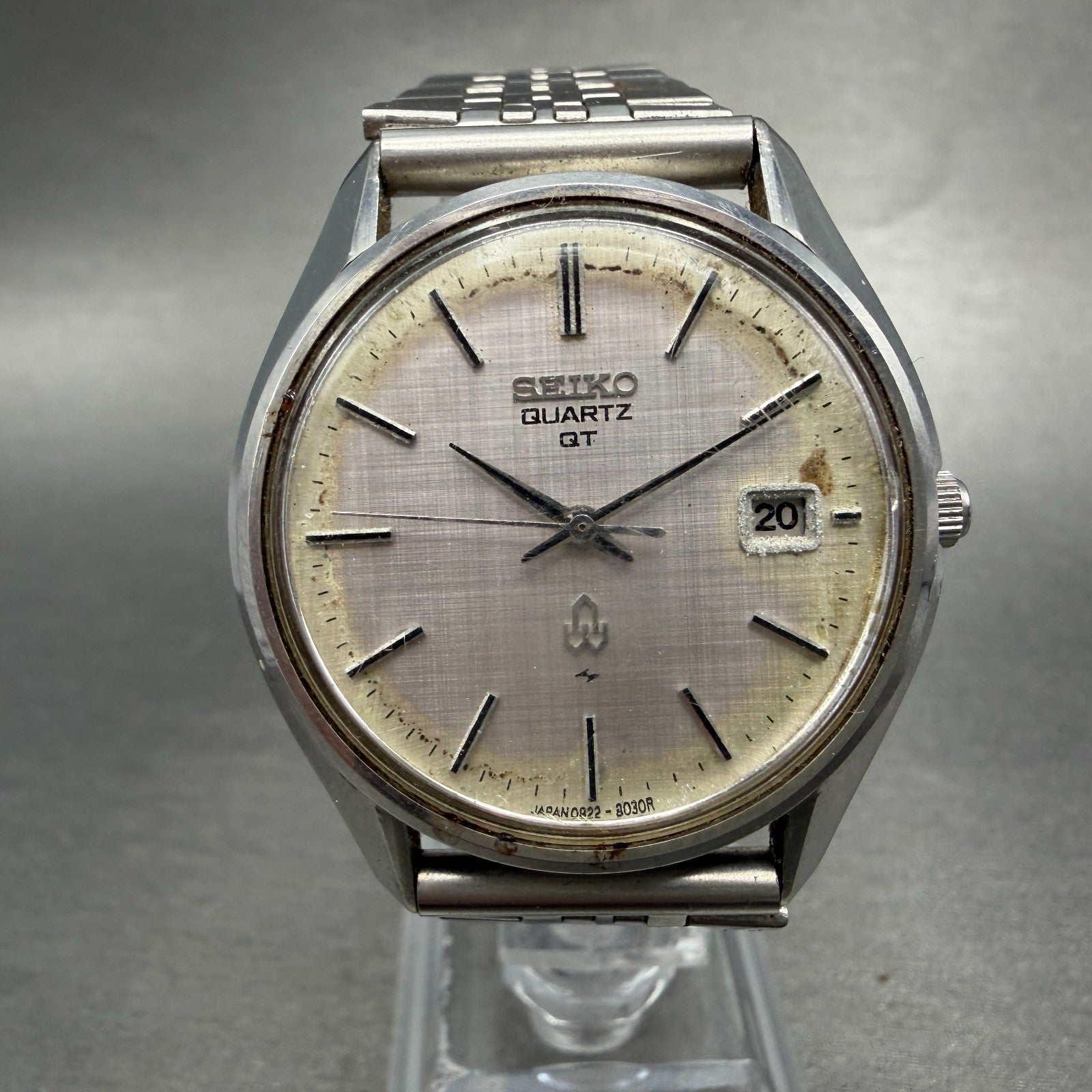 Seiko QT Watch Men 36mm Silver Dial Silver Tone Date Round 0822-8020 New Battery0