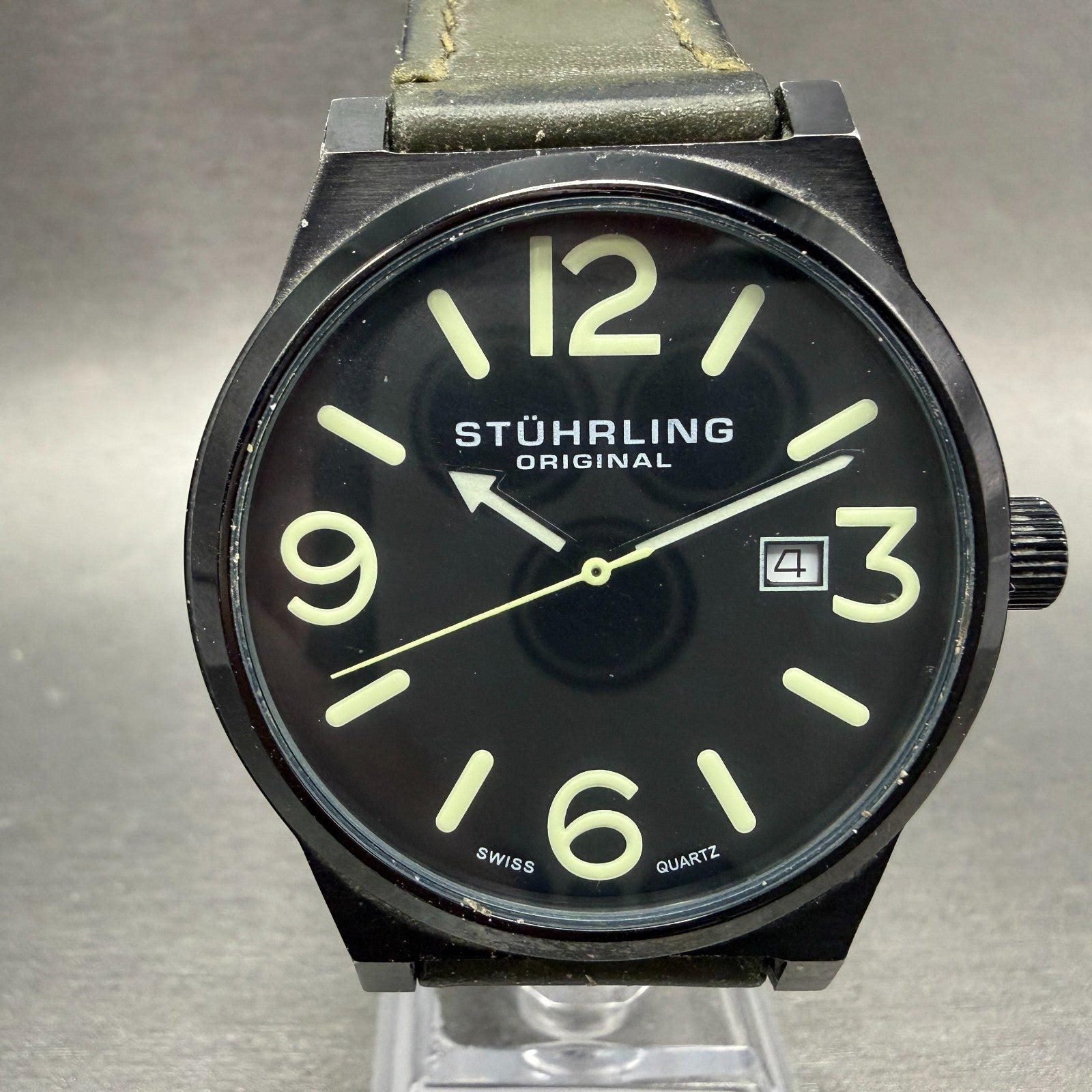 Stührling Osprey Watch Men 42mm Black Dial Black Tone Date Round New Battery0