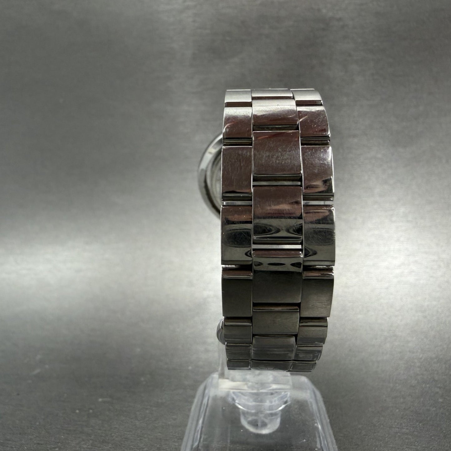 Bulova Rubaiyat Watch Women 35mm White Dial Stainless Steel Diamond 96p1847