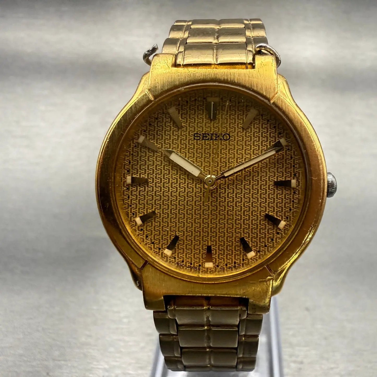 Seiko Watch Men 32mm Gold Dial Gold Tone Round V701-2B60 New Battery Vintage0
