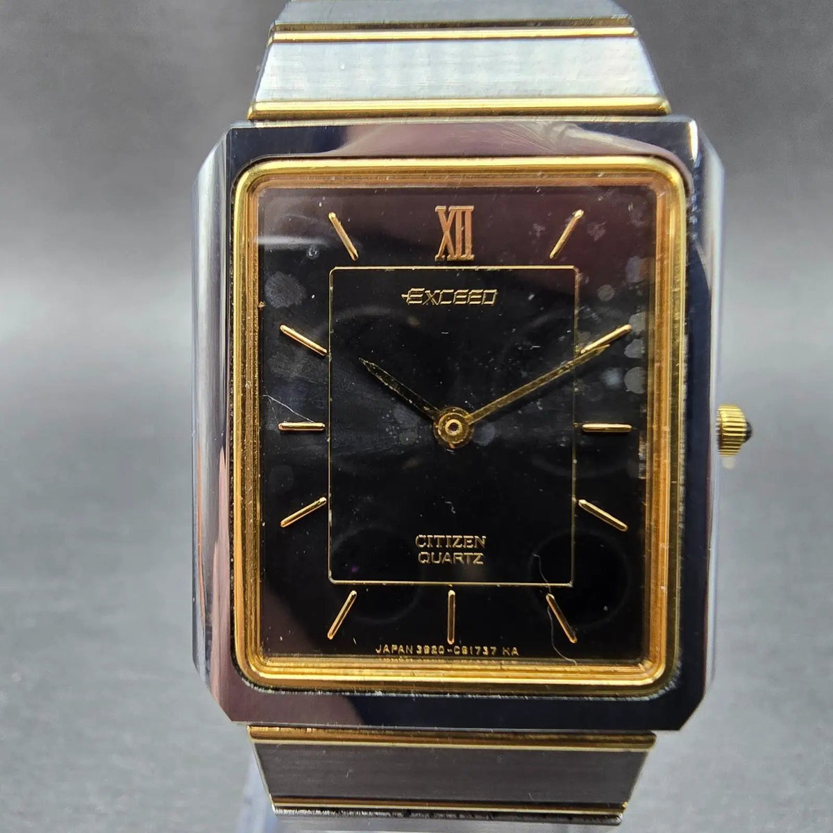Citizen Exceed Tank Watch Men 24mm Black Dial Two Tone 3920-C90563 PARTS0