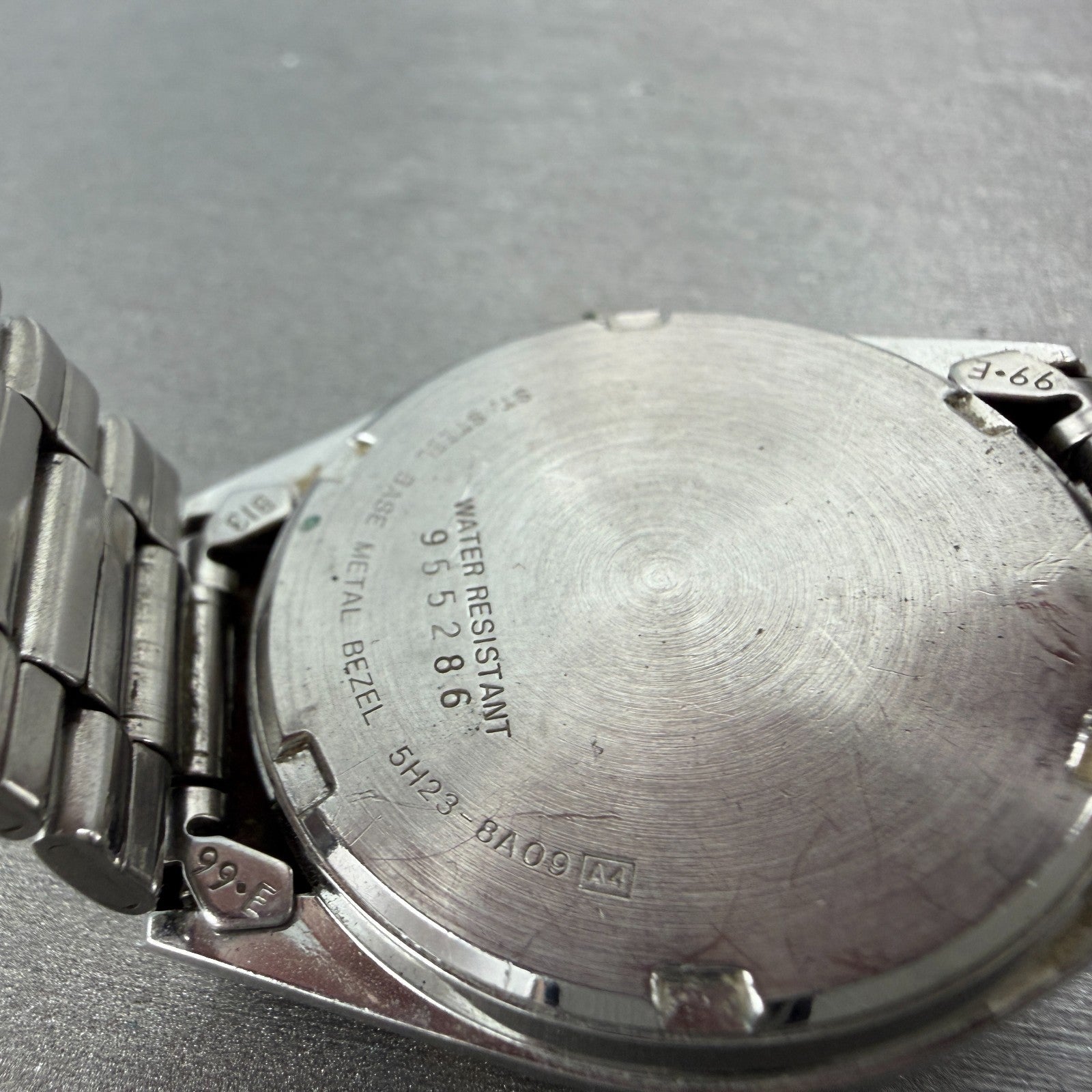 Seiko SQ Watch Men 34mm Silver Dial Two Tone Daydate 5H23-8a09 PARTS Vintage10