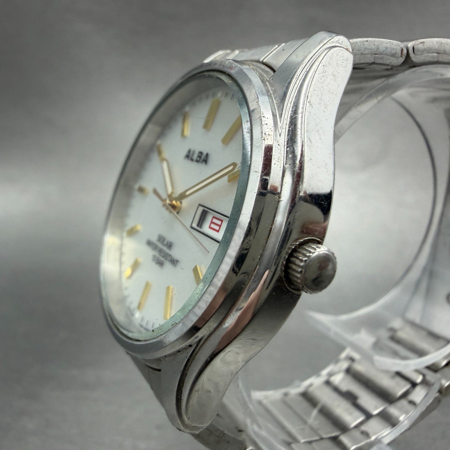 Seiko Alba Solar Watch Men 36mm Silver Dial Silver Tone Daydate V158-0AX0 Runs2