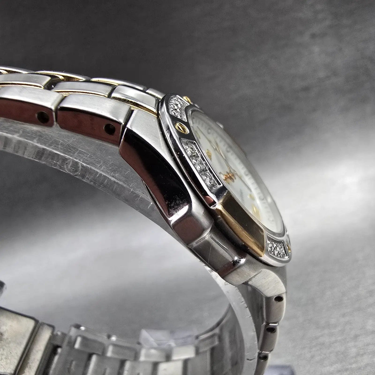 Seiko Coutura Watch Women 26mm MOP Dial Two Tone Date Gemmed 7N82-0CG0 New Batt3