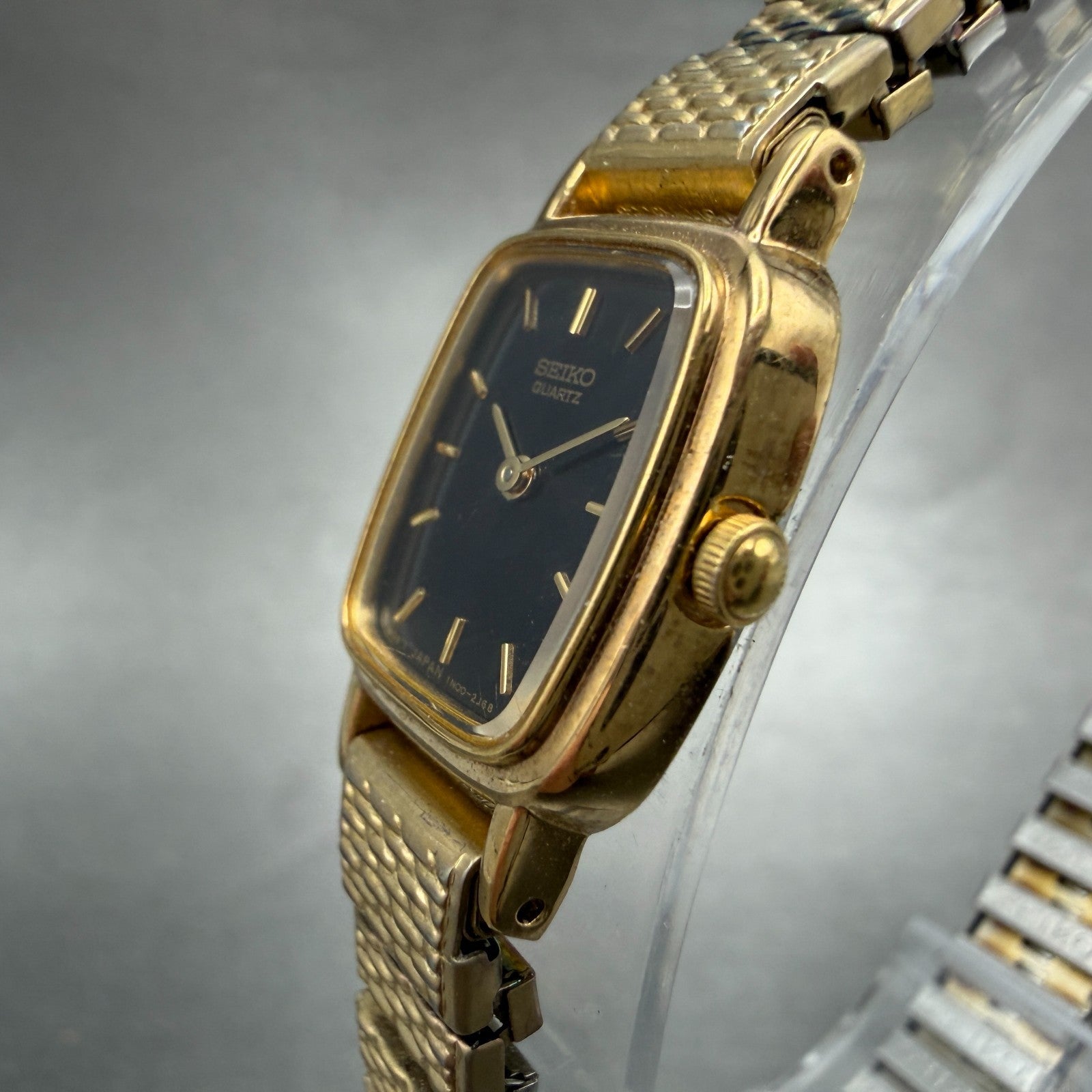Seiko Watch Women 17mm Black Dial Gold Tone Rectangle 1N00-5K29 New Battery VTG2
