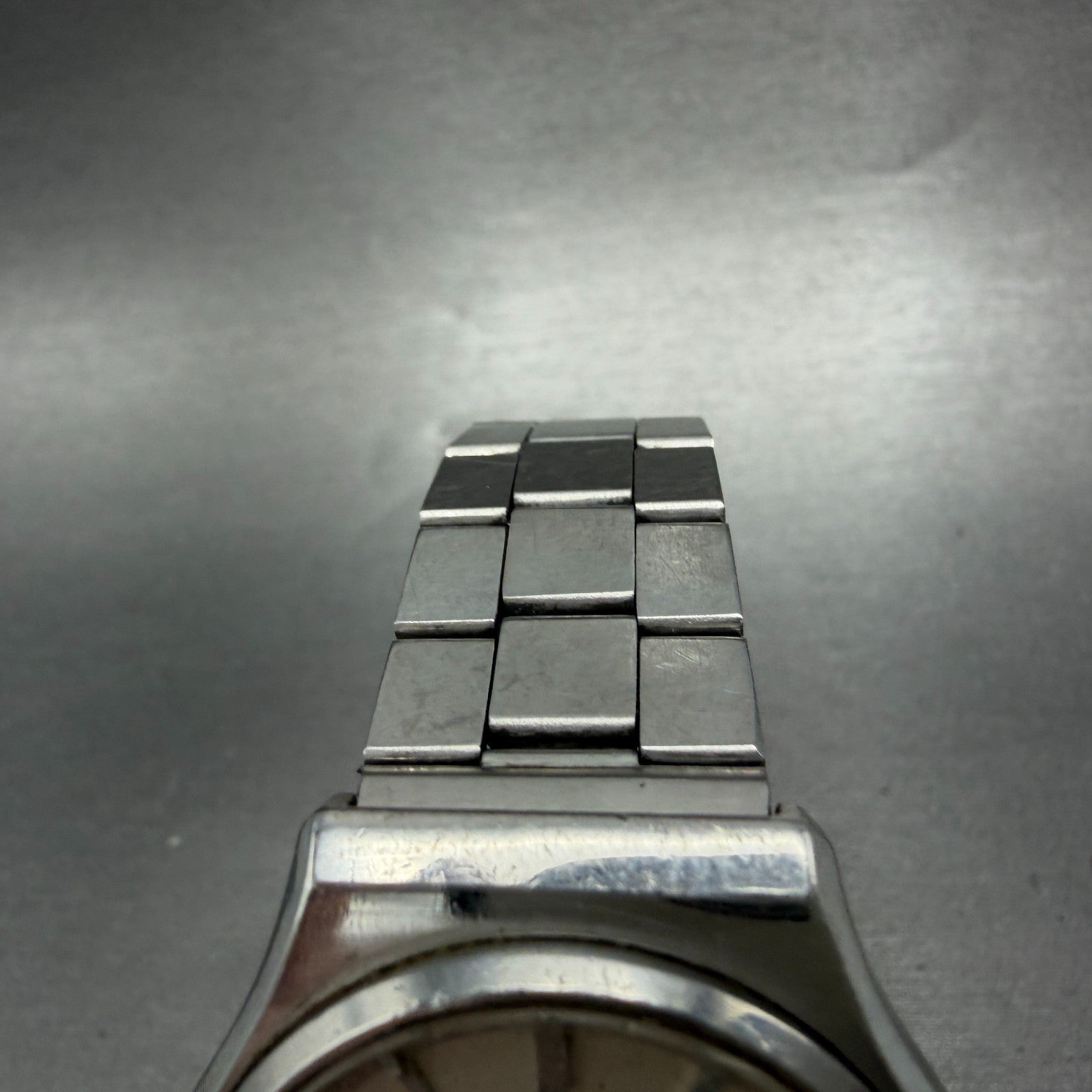 Seiko QT Watch Men 36mm Silver Dial Silver Tone Daydate 0823-8000 New Battery4