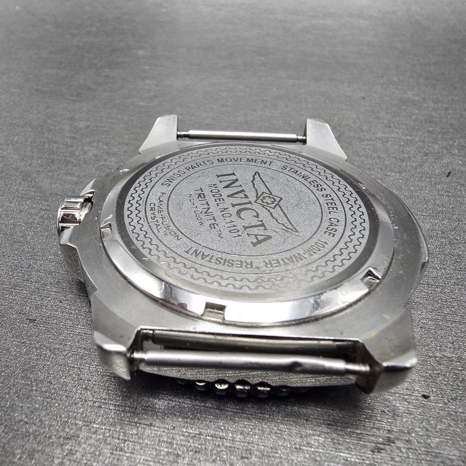Invicta Dive Watch Men 48mm White Dial Silver Tone Round 1101 New Battery8
