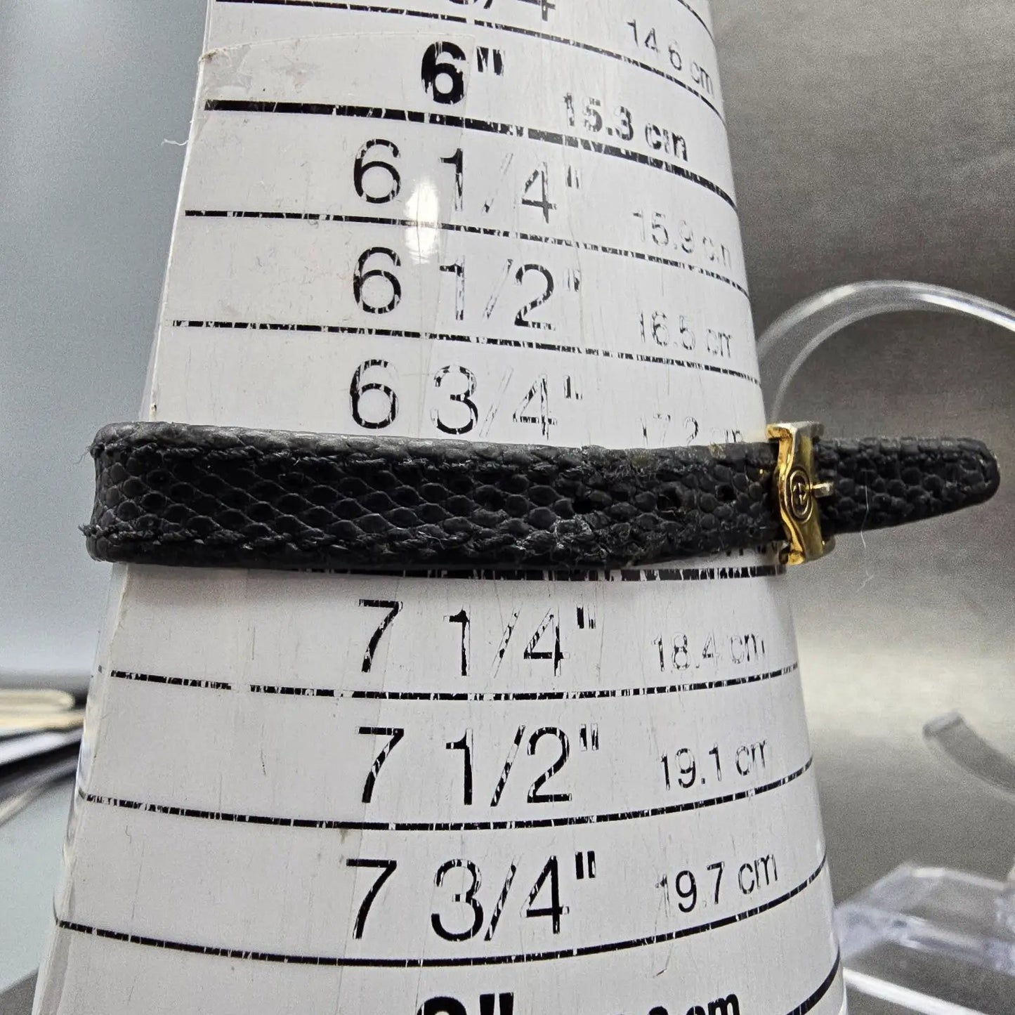 Gucci 2000L Watch Women 22mm Black Dial Gold Plated Round New Battery VTG NER11
