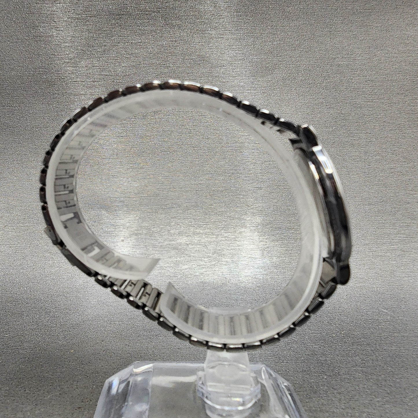 Yves Saint Laurent Watch Women 30mm White Dial Silver Round 4620E62275 PARTS9