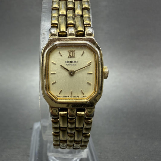 Seiko Tank Watch Women 16mm Champagne Dial Gold Tone 4n00-5249 New Battery ABC0