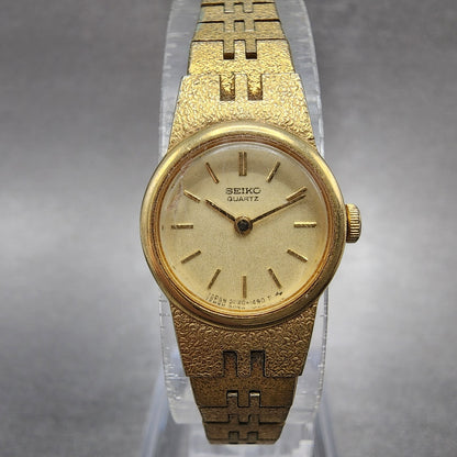Seiko Watch Women 17mm Champange Dial Gold Tone Round 2C200209 New Battery0