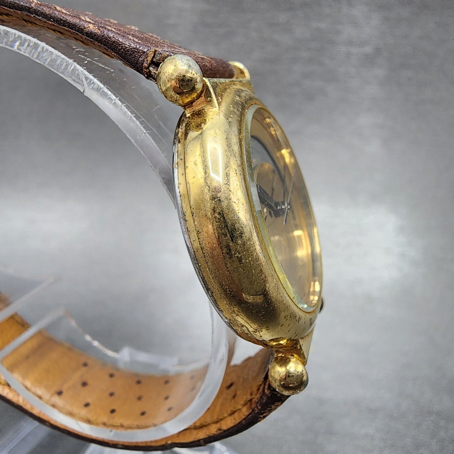 Junko Shimada Watch Women 30mm Gold Dial Gold Tone Round Day Night New Battery2