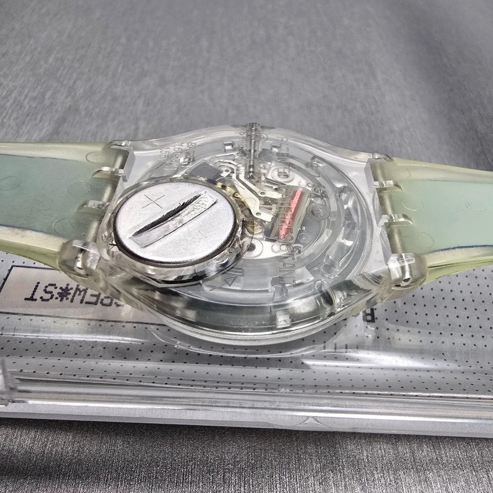 Swatch Gent SMALL IN BIG Watch Men 34mm White Dial Clear Case GK254 New Battery11