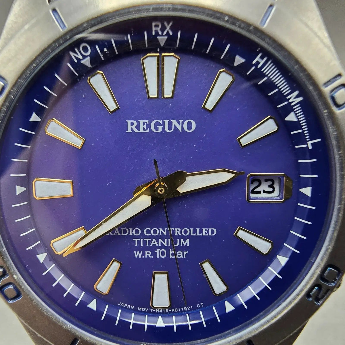 Citizen Reguno Watch Men 39mm Blue Dial Titanium Solar Atomic H415 Round Runs2