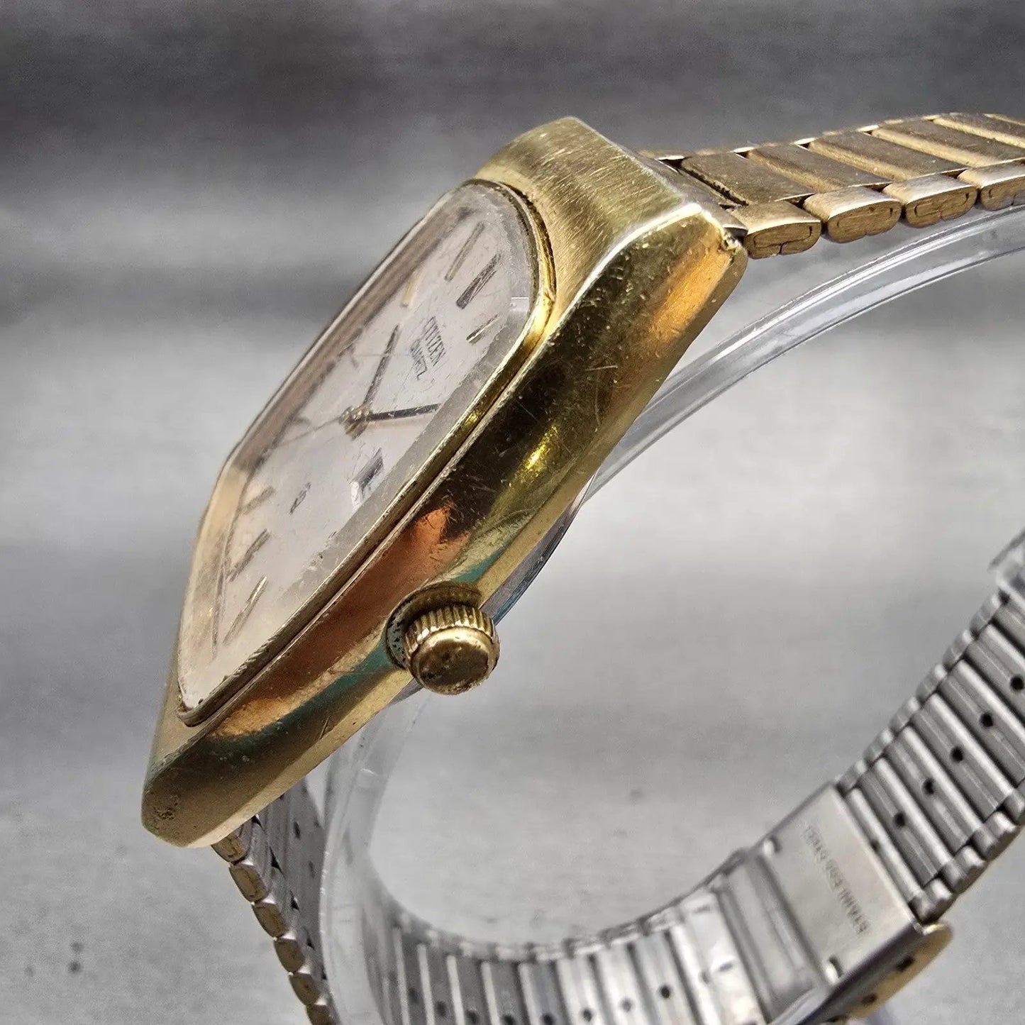 Citizen CQ Watch Men 31mm Silver Dial Gold Tone Daydate 4-711874 New Battery VTG2